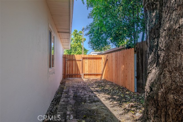 Detail Gallery Image 11 of 38 For 2036 La Jolla, Stockton,  CA 95204 - 4 Beds | 2 Baths