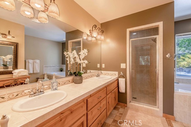 Detail Gallery Image 25 of 50 For 305 Starlight Cir, Big Bear Lake,  CA 92315 - 3 Beds | 2/1 Baths