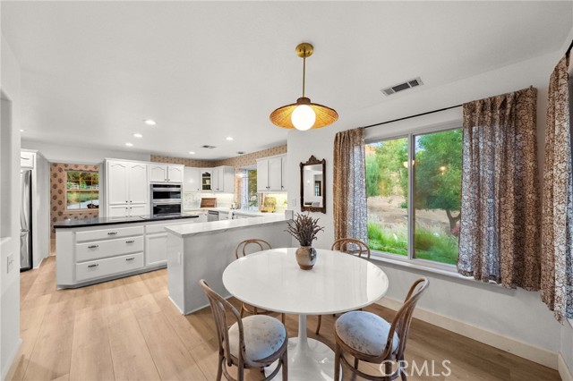 42333 Casa Verde, Temecula CA: https://media.crmls.org/medias/aa45c2e5-76fe-4dc3-b55e-baf1542f9293.jpg