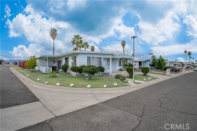 Detail Gallery Image 9 of 43 For 661 San Juan Dr, Hemet,  CA 92543 - 2 Beds | 2 Baths