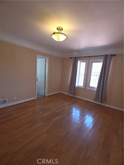 238 S Detroit Street, Los Angeles CA: https://media.crmls.org/medias/aa462c03-fd62-43ef-a5ce-716c3b3f3b58.jpg