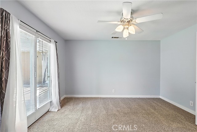 395 Columbia Avenue, Merced CA: https://media.crmls.org/medias/aa47f6d5-2e9f-4963-a915-30f5aed3d4ea.jpg