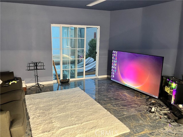 Detail Gallery Image 41 of 43 For 1818 W 81st, Los Angeles,  CA 90047 - 4 Beds | 3/1 Baths