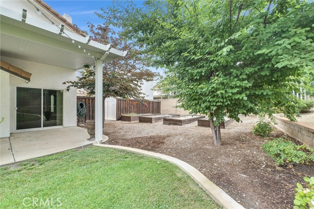 1070 Cannon Road, Riverside CA: https://media.crmls.org/medias/aa48d159-c92f-4c90-a227-d9d6cfe0eda8.jpg