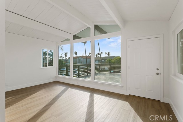 224 13th Street, Huntington Beach CA: https://media.crmls.org/medias/aa49130c-e510-4c73-b55d-e8e0d326a606.jpg