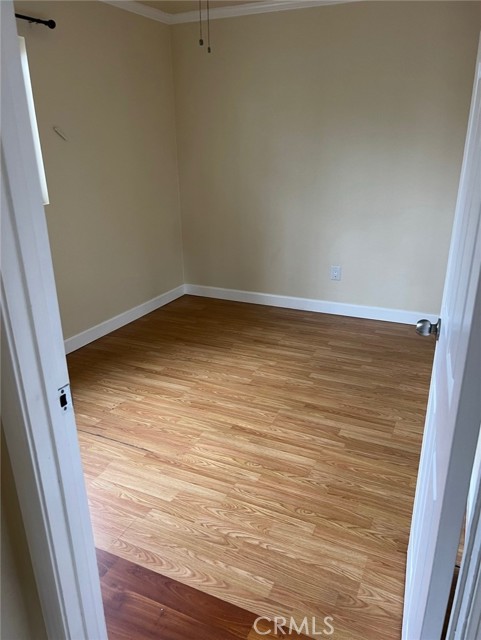 1627 W Parade Street, Long Beach CA: https://media.crmls.org/medias/aa4a2871-f746-4245-8ea9-fdcad194ece8.jpg