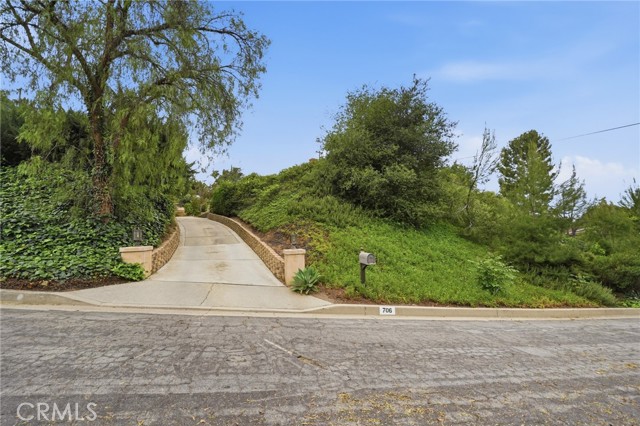 Detail Gallery Image 51 of 56 For 706 Nancy Ln, Fullerton,  CA 92831 - 4 Beds | 2/1 Baths