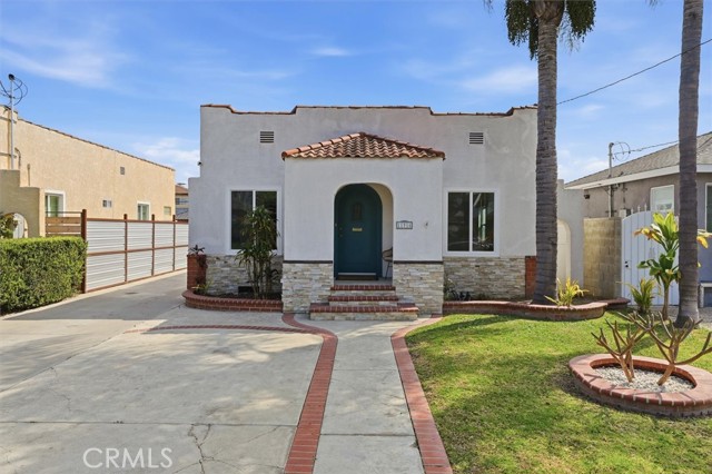 Detail Gallery Image 6 of 53 For 11916 Oxford Ave, Hawthorne,  CA 90250 - 3 Beds | 2 Baths