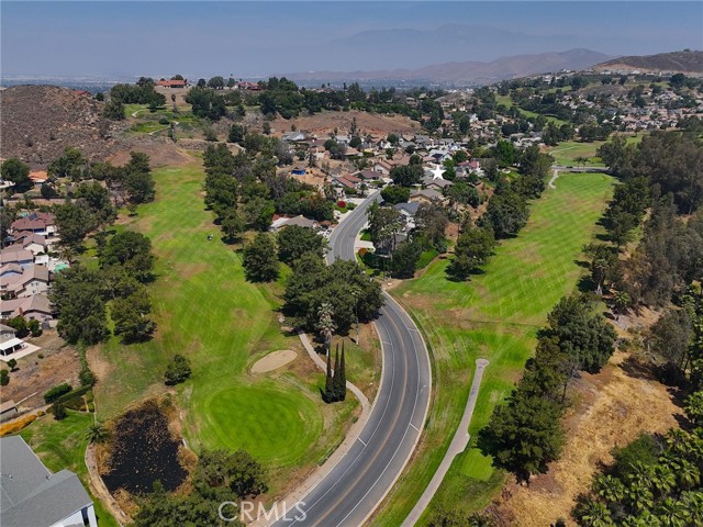 Detail Gallery Image 24 of 27 For 8308 Lakeside Dr, Jurupa Valley,  CA 92509 - 3 Beds | 2 Baths