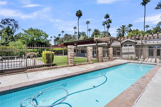 2886 Mcallister Street, Riverside CA: https://media.crmls.org/medias/aa4c524e-327a-441e-b6f4-7b2a20951bfa.jpg