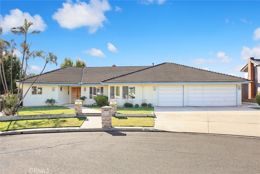 5211 Coral Ridge Circle