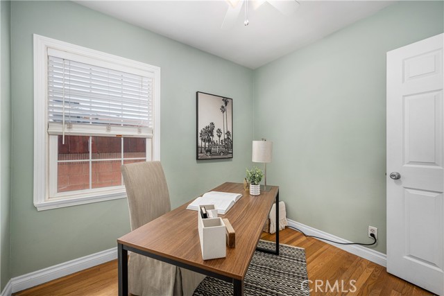 Detail Gallery Image 42 of 55 For 5530 E Mezzanine Way, Long Beach,  CA 90808 - 4 Beds | 3/1 Baths