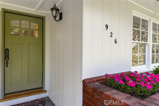 Detail Gallery Image 3 of 30 For 926 W. Valencia Mesa Drive, Fullerton,  CA 92835 - 3 Beds | 1/1 Baths