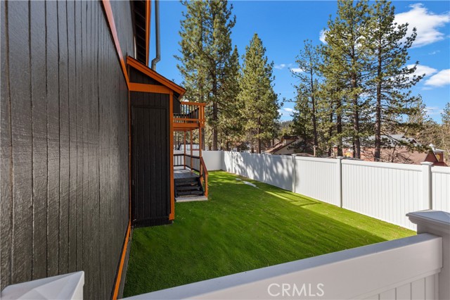 Detail Gallery Image 25 of 72 For 39933 Deer, Big Bear Lake,  CA 92315 - 3 Beds | 2 Baths