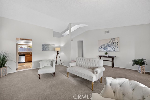 Image 11 of 59 For 13077 Bagatelle