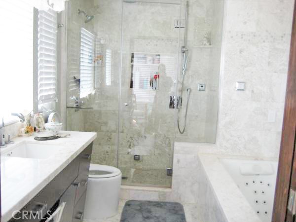 200 15th Street, Manhattan Beach, California 90266, 7 Bedrooms Bedrooms, ,6 BathroomsBathrooms,Residential,Sold,15th,SB20077177