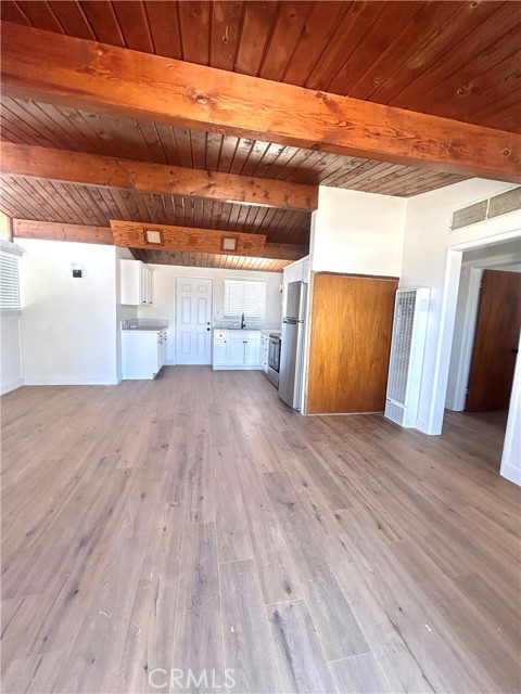 6096 Cahuilla Avenue, 29 Palms CA: https://media.crmls.org/medias/aa50614c-a46d-44ba-8615-2cb6cb82b0fb.jpg