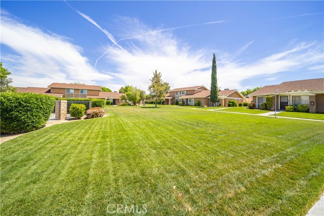 44150 30th W Street, Lancaster CA: https://media.crmls.org/medias/aa50c9ad-6b54-4966-8753-314a9ac187f5.jpg