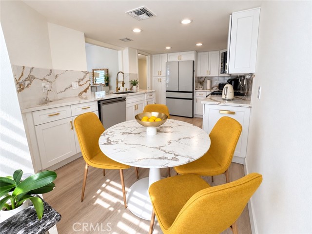 2 Bed Home for Sale in Burbank, California