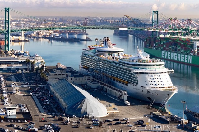 Detail Gallery Image 16 of 21 For 511 S Harbor #601,  San Pedro,  CA 90731 - 2 Beds | 2 Baths