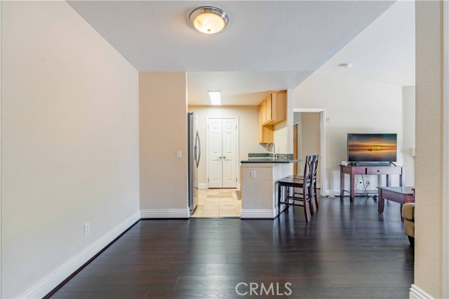 Detail Gallery Image 10 of 37 For 2325 Del Mar Way #208,  Corona,  CA 92882 - 2 Beds | 2 Baths