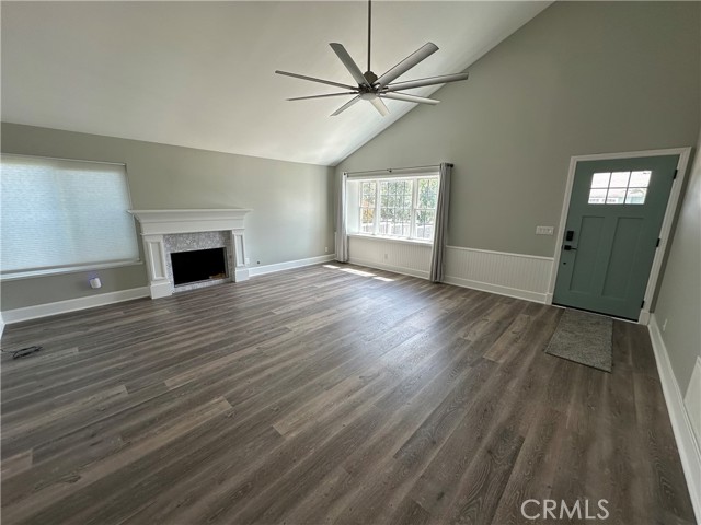 Detail Gallery Image 6 of 14 For 936 Jasmine, Costa Mesa,  CA 92626 - 3 Beds | 2 Baths