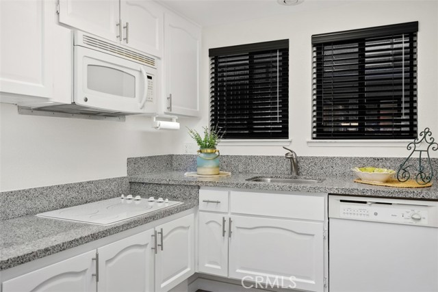 Detail Gallery Image 20 of 50 For 851 Ronda Mendoza #B,  Laguna Woods,  CA 92637 - 2 Beds | 2 Baths