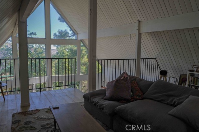 1554 Coyote Court, Big Bear City CA: https://media.crmls.org/medias/aa53e4de-1f75-4244-bca4-475c4294c9ff.jpg