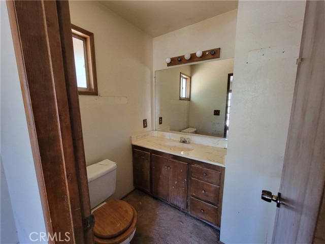 Detail Gallery Image 12 of 13 For 30573 Live Oak Dr, Running Springs,  CA 92382 - 3 Beds | 2/1 Baths