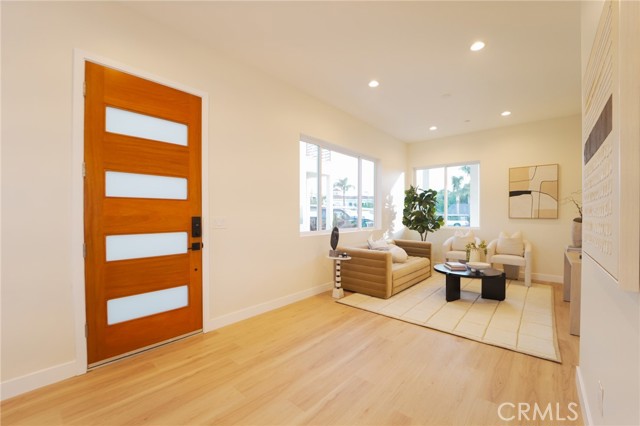 Detail Gallery Image 7 of 23 For 630 N Juniper St, Escondido,  CA 92025 - – Beds | – Baths