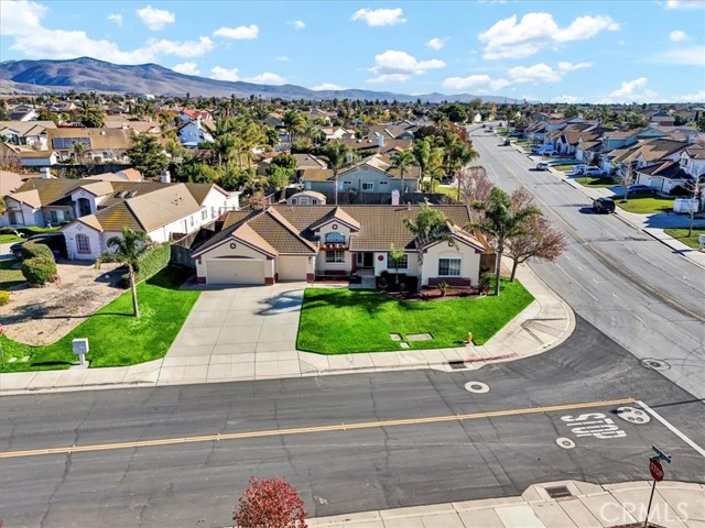 Detail Gallery Image 2 of 46 For 9620 Sierra Madre Ct, Soledad,  CA 93960 - 4 Beds | 2/1 Baths