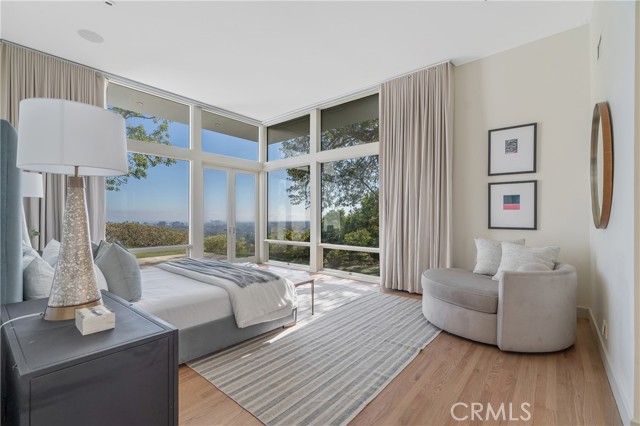 Detail Gallery Image 11 of 28 For 1436 Summitridge Dr, Beverly Hills,  CA 90210 - 4 Beds | 5/1 Baths