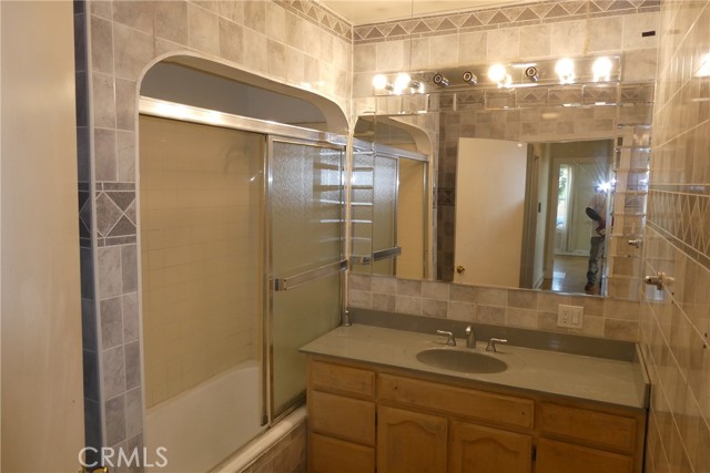 Detail Gallery Image 11 of 33 For 7040 Arlington, Los Angeles,  CA 90043 - 3 Beds | 2 Baths