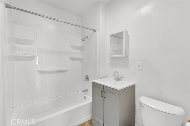 Detail Gallery Image 12 of 25 For 926 East 97th Street, Los Angeles,  CA 90002 - 2 Beds | 1 Baths