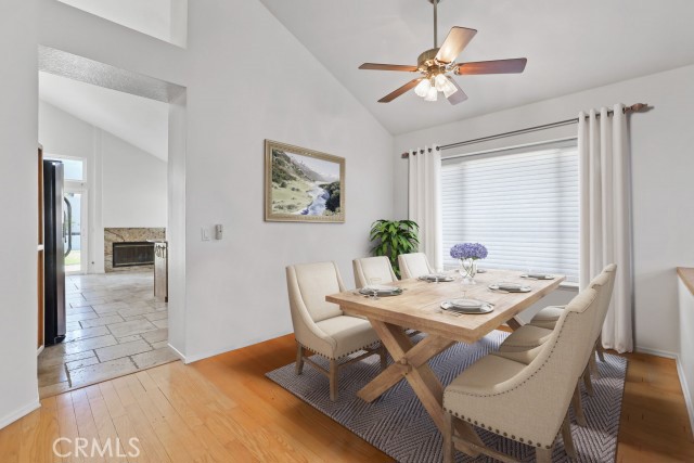 7 Santolina, Rancho Santa Margarita CA: https://media.crmls.org/medias/aa569e00-73a3-4739-8bb1-0adade62d160.jpg