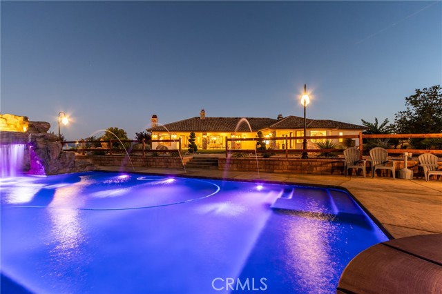 Detail Gallery Image 19 of 75 For 12260 Desert Rose Way, Oak Hills,  CA 92344 - 4 Beds | 4/1 Baths