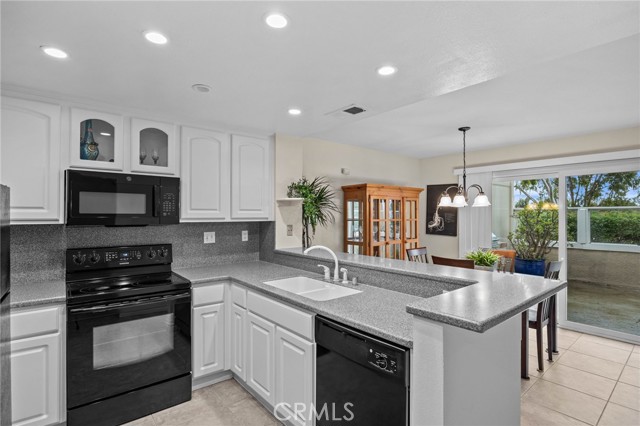 Detail Gallery Image 15 of 54 For 91 Stanford Ct #62,  Irvine,  CA 92612 - 3 Beds | 3 Baths