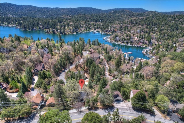 Detail Gallery Image 2 of 59 For 27757 North Bay Rd, Lake Arrowhead,  CA 92352 - 4 Beds | 3 Baths