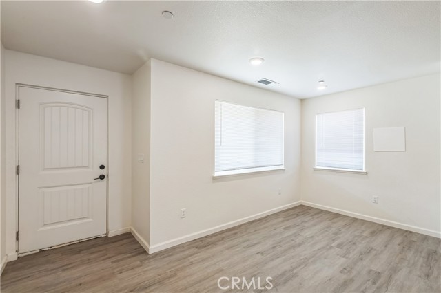Detail Gallery Image 4 of 30 For 1325 Deodara Way, Paradise,  CA 95969 - 3 Beds | 2/1 Baths