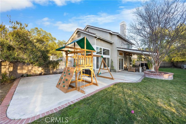 Detail Gallery Image 34 of 38 For 27503 Wellsley Way, Valencia,  CA 91354 - 4 Beds | 3 Baths