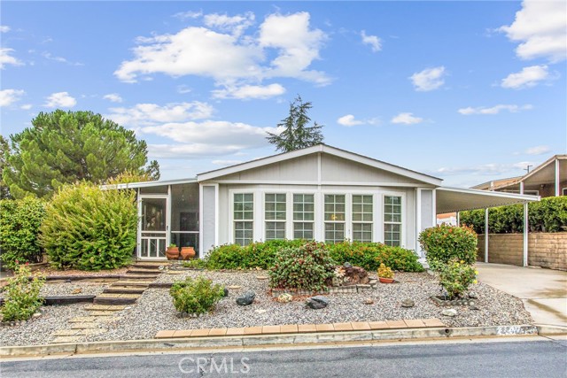 Detail Gallery Image 2 of 26 For 10045 Comanche Cir, Cherry Valley,  CA 92223 - 2 Beds | 2 Baths