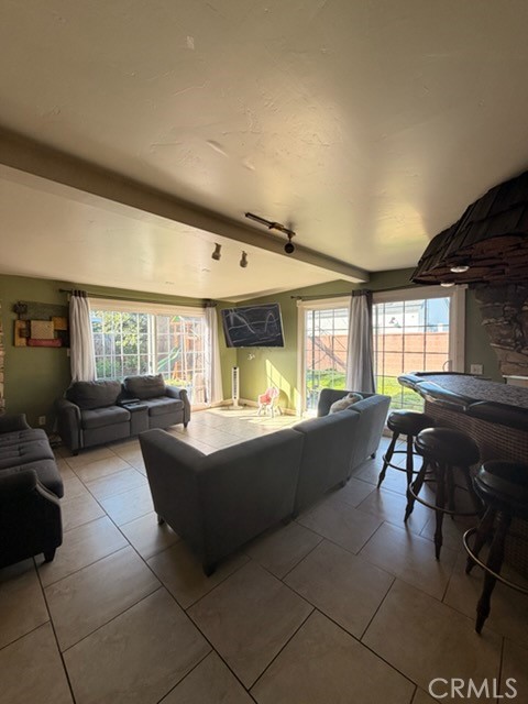 Detail Gallery Image 12 of 26 For 2403 W Almond Ave, Orange,  CA 92868 - 3 Beds | 2 Baths