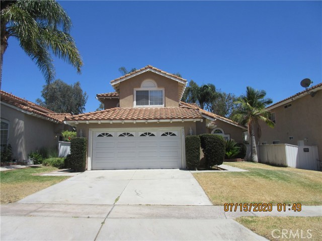 723 Lassen Dr, Corona, CA 92879