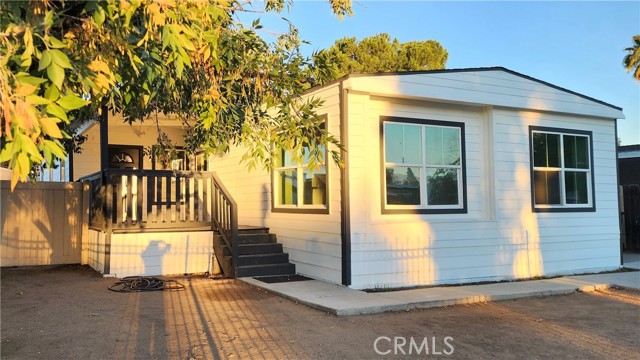 Detail Gallery Image 2 of 55 For 3070 Santo Tomas, Perris,  CA 92571 - 3 Beds | 2 Baths