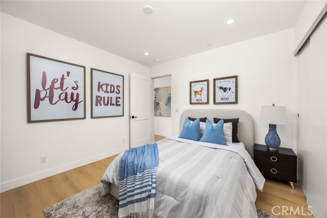 905 sunset Boulevard, Arcadia CA: https://media.crmls.org/medias/aa5adbff-b21a-42e9-bc0a-975c98e5bf5f.jpg