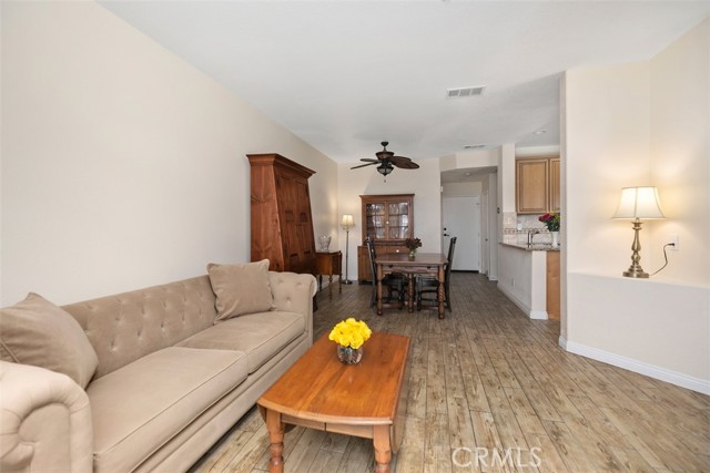 Detail Gallery Image 10 of 39 For 8 Veneto Ln, Aliso Viejo,  CA 92656 - 3 Beds | 2/1 Baths