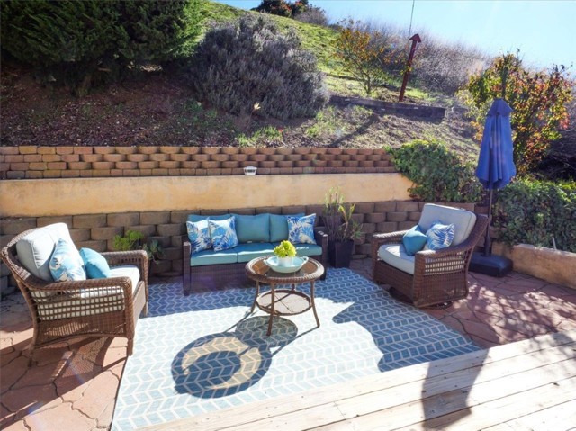 Detail Gallery Image 30 of 35 For 29422 Indian Valley Rd, Rolling Hills Estates,  CA 90275 - 4 Beds | 2/1 Baths