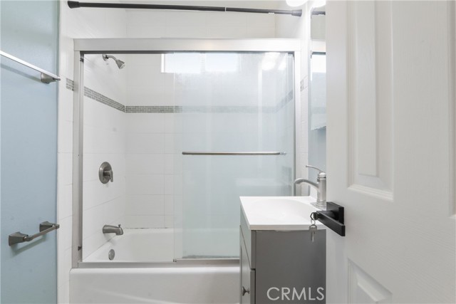 Detail Gallery Image 4 of 32 For 657 Wilber, Montebello,  CA 90640 - 7 Beds | 3 Baths