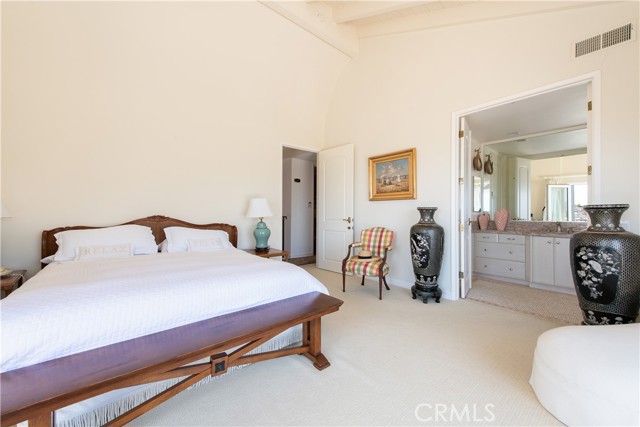 Detail Gallery Image 24 of 56 For 325 Crescent Bay Dr, Laguna Beach,  CA 92651 - 6 Beds | 6 Baths