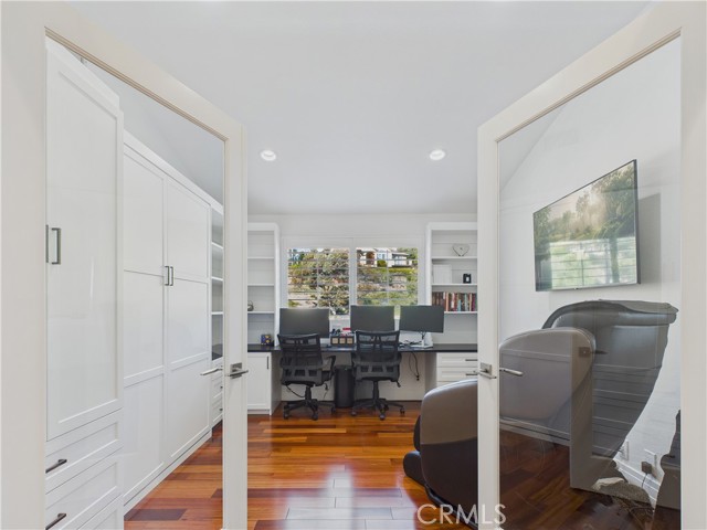 Detail Gallery Image 26 of 46 For 26990 Abbey Glen, Yorba Linda,  CA 92887 - 5 Beds | 3/1 Baths